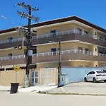 Praia De Maranduba