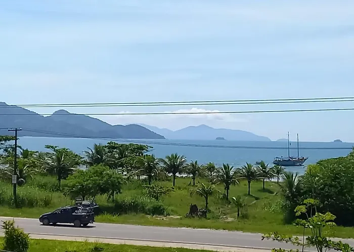 Praia De Maranduba
